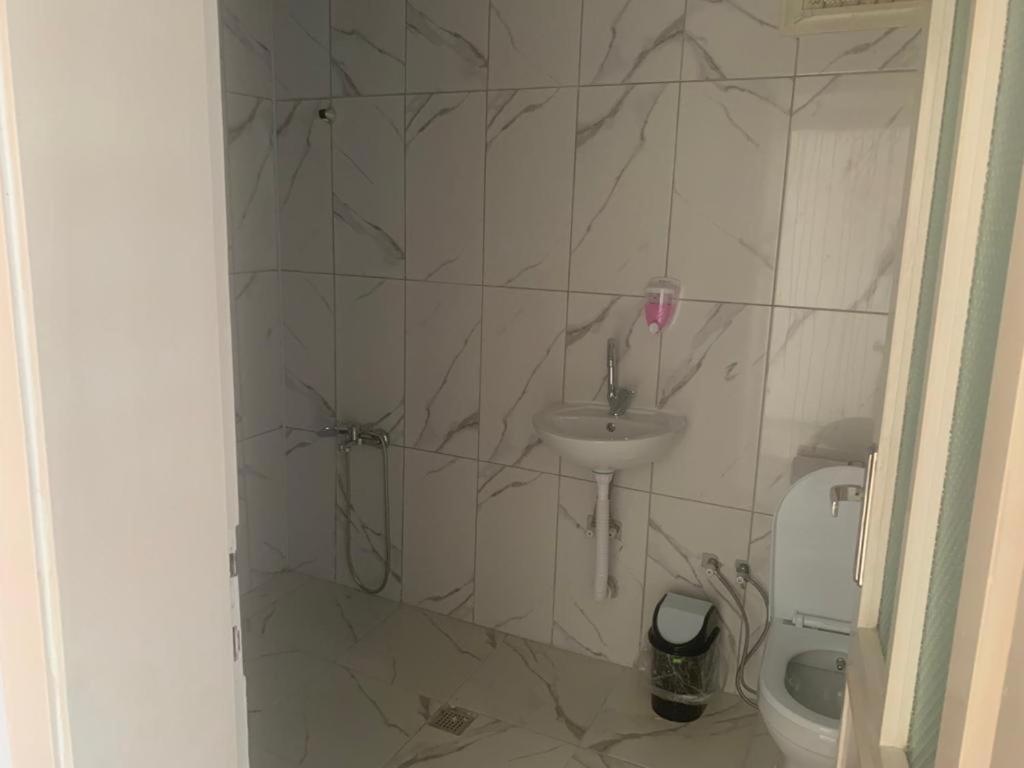Centre Reach Otel 埃迪尔内 外观 照片