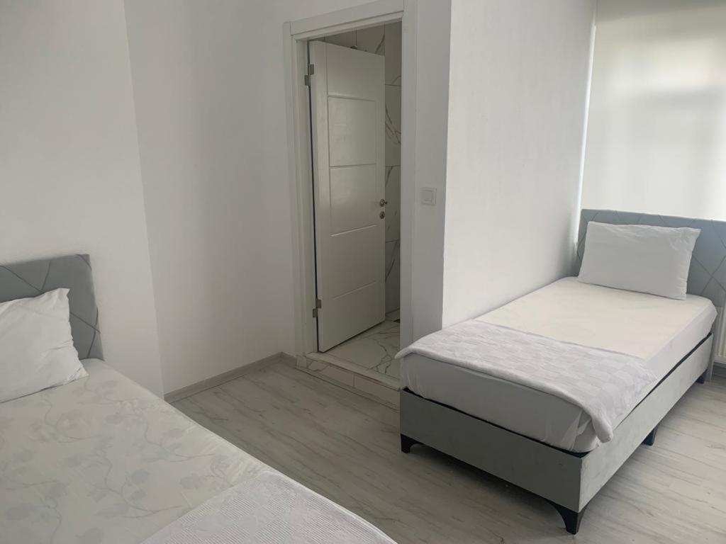 Centre Reach Otel 埃迪尔内 外观 照片