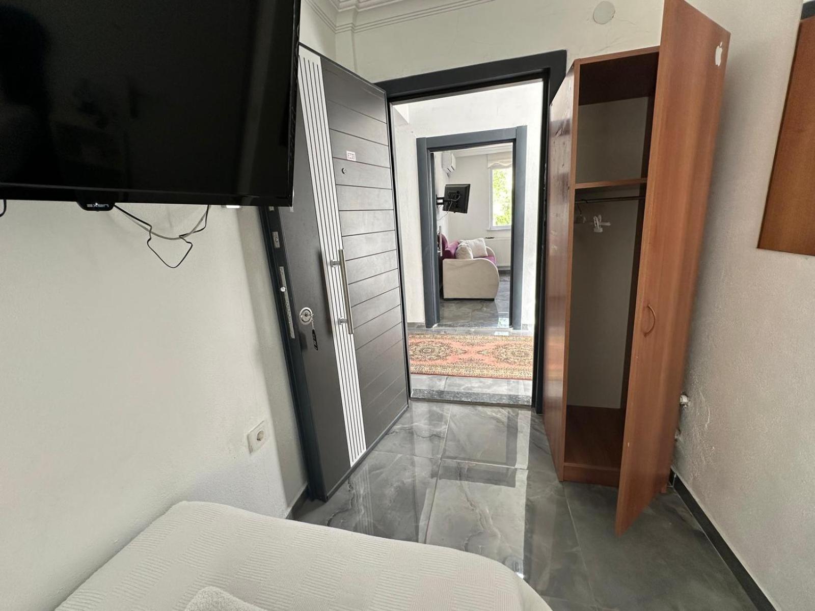 Centre Reach Otel 埃迪尔内 外观 照片